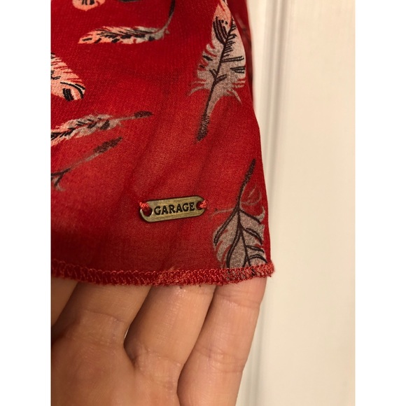 Feather-Printed Red Skirt - Picture 2 of 2